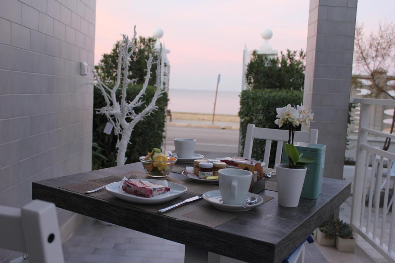 B&B Villa S.Anna Bari Bagian luar foto
