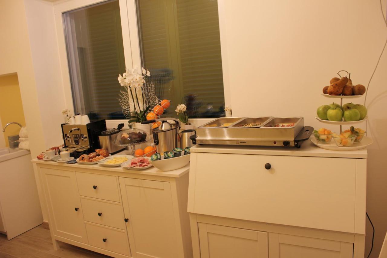 B&B Villa S.Anna Bari Bagian luar foto